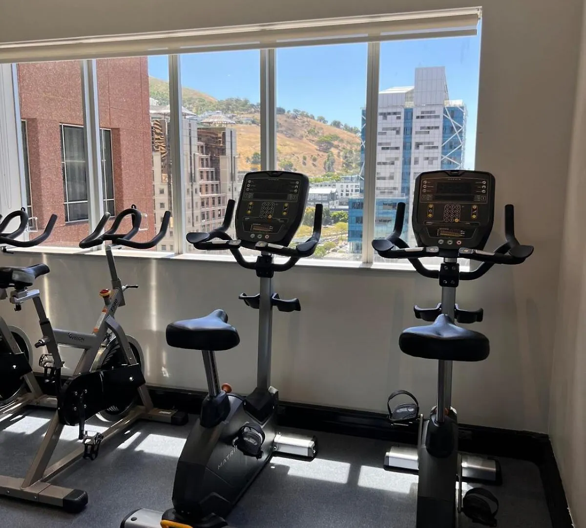 Stylish 2 Bedroom Apartment Table Mountain Views Cape Town 0*,